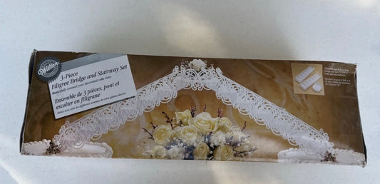 Wilton® White Filigree Cake Bridge & Stairway Set – Vintage (1983, New in Box)