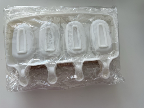 Oval Popsicle Silicone Mold – 4 Cavity Ice Cream Bar Mold (White)