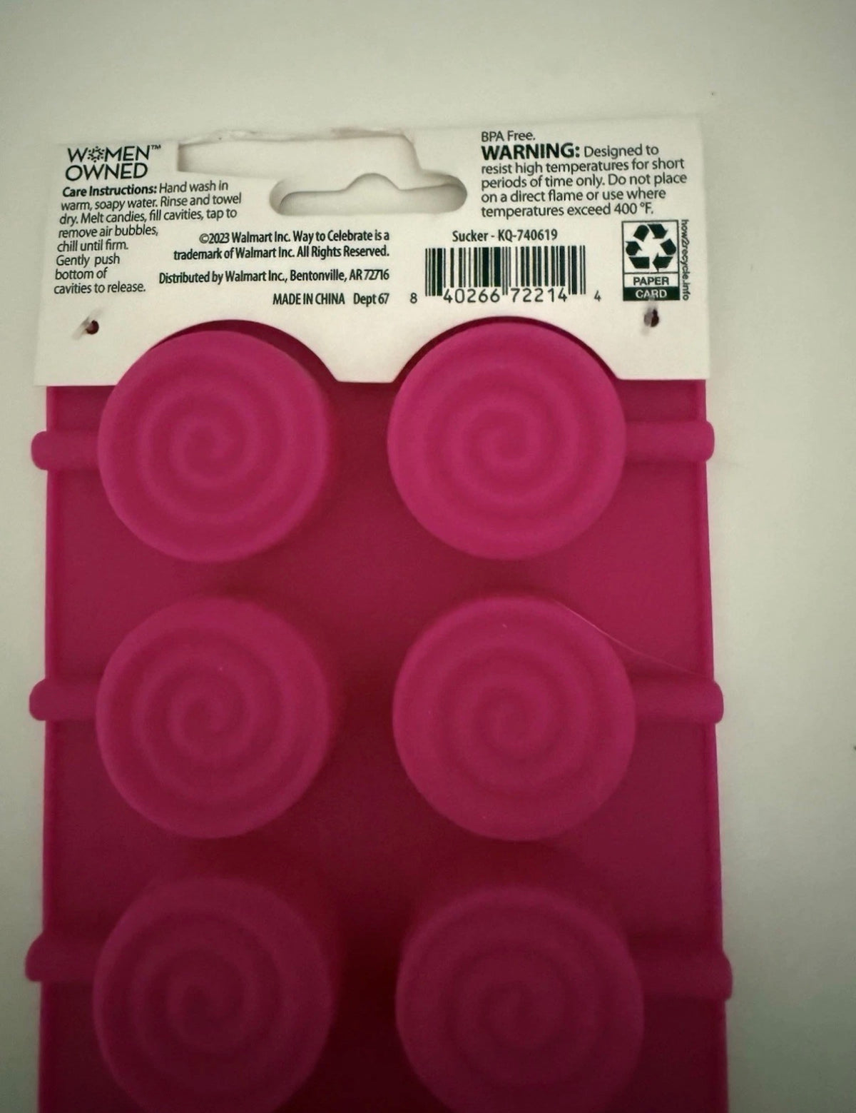 El molde de silicona Way To Celebrate con 10 cavidades para piruletas en espiral es divertido para fiestas