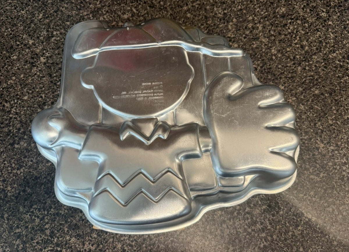 Molde para pastel de béisbol "You're a Winner" de Wilton Charlie Brown clásico, NUEVO con instrucciones