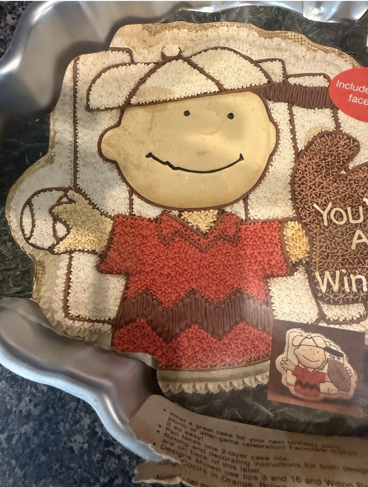 Molde para pastel de béisbol "You're a Winner" de Wilton Charlie Brown clásico, NUEVO con instrucciones