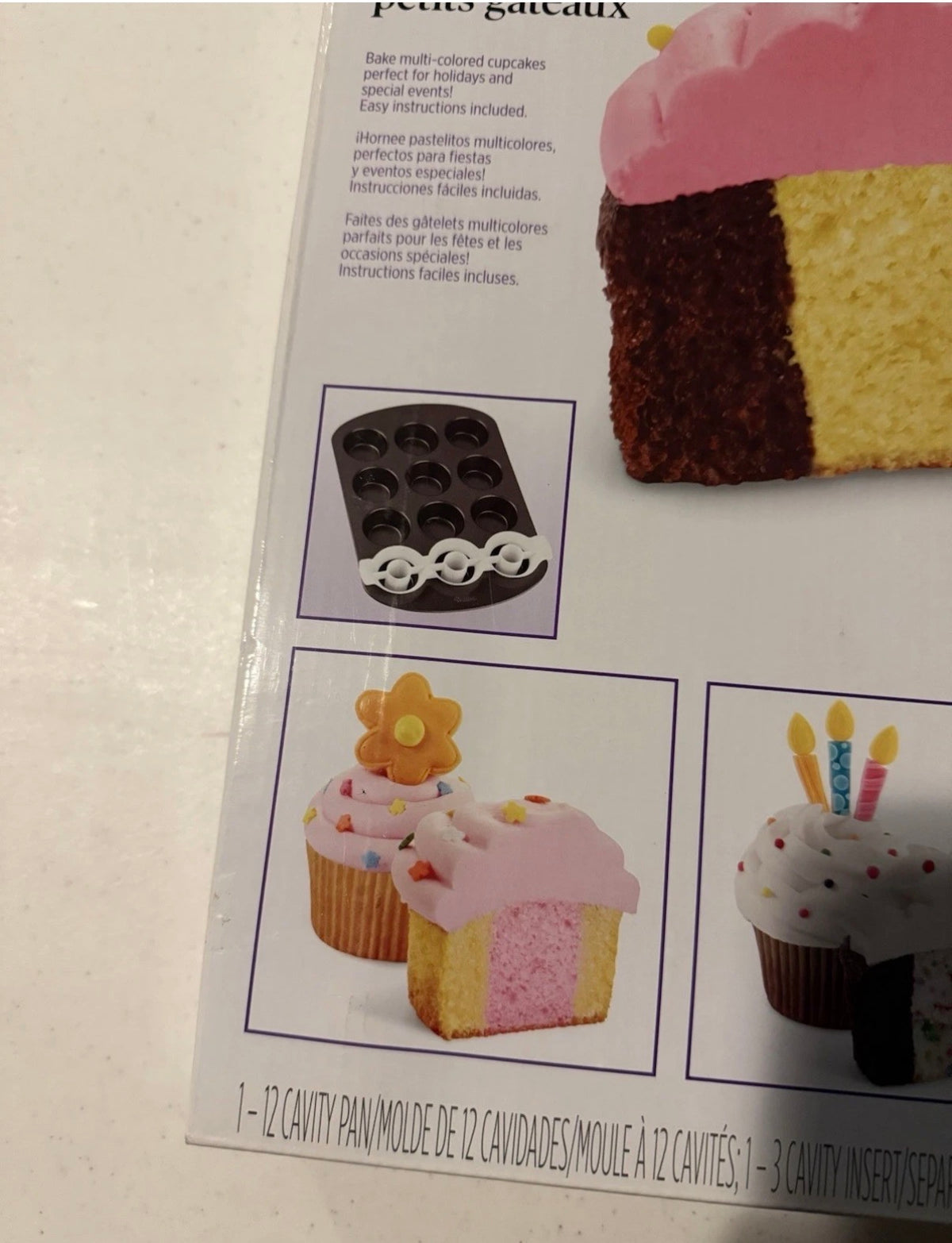 Inserção de Cupcake de Duas Cores Wilton e Divisor de Cupcakes Sweet Creations Ambas as marcas em embalagens originais