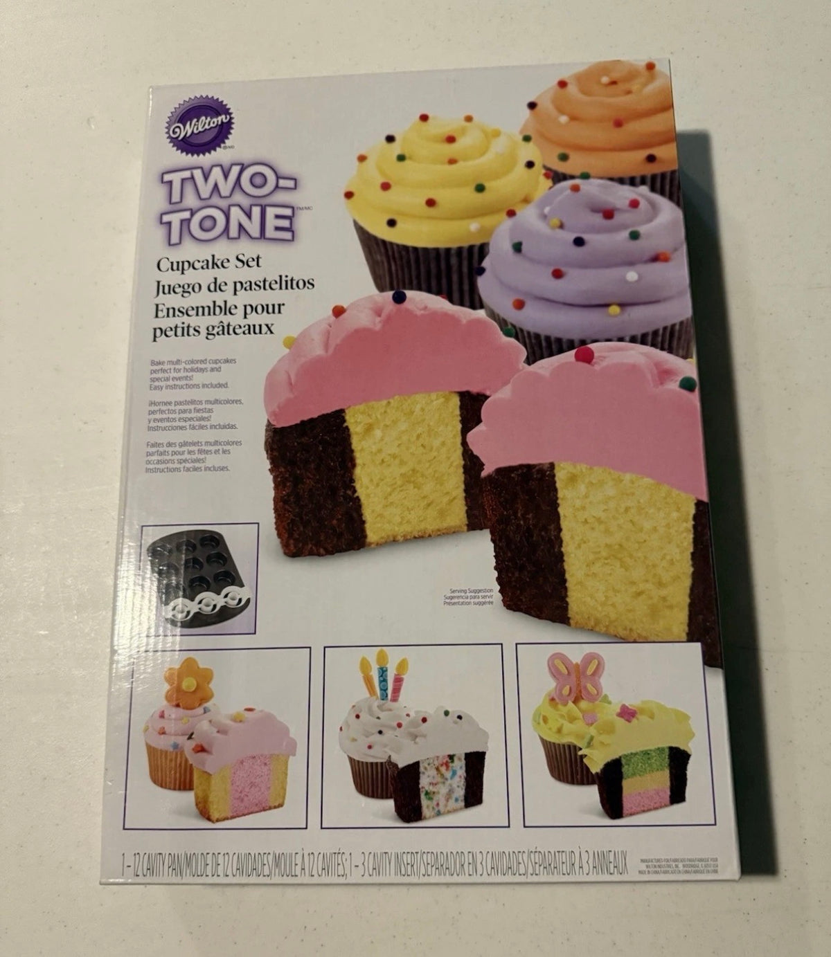 Inserção de Cupcake de Duas Cores Wilton e Divisor de Cupcakes Sweet Creations Ambas as marcas em embalagens originais