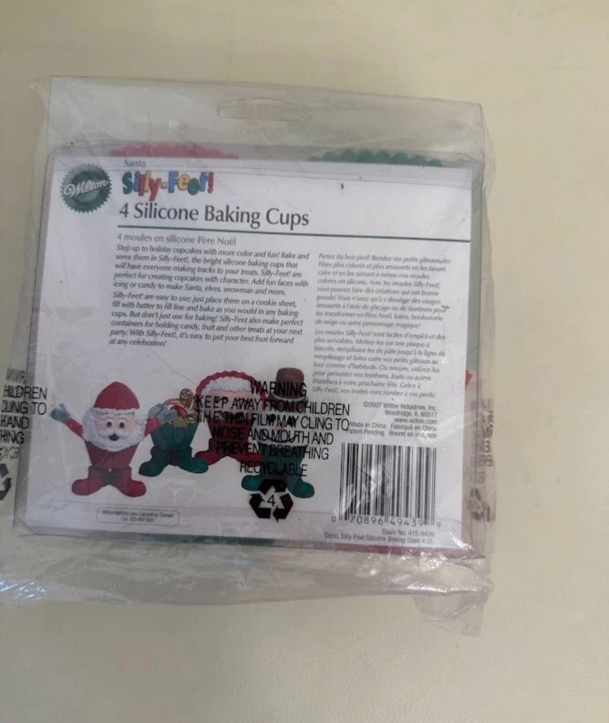 ¡Santa Pies-divertidos! 4 moldes de silicona para hornear ¡Realza tus cupcakes navideños con más color y diversión!