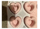Forma de Silicone Estruturado Trudeau® Corações Rosa para Rosquinhas – 12 Unidades