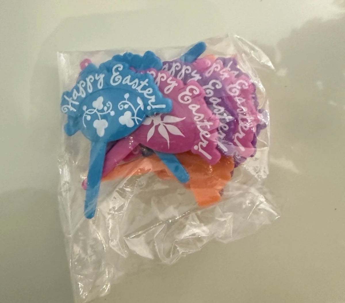 Palitos Decorativos de Plástico para Cupcake ou Bolo de Páscoa ~ 12/pct ~ plástico!!! Lindos com Cores Vibrantes!!!