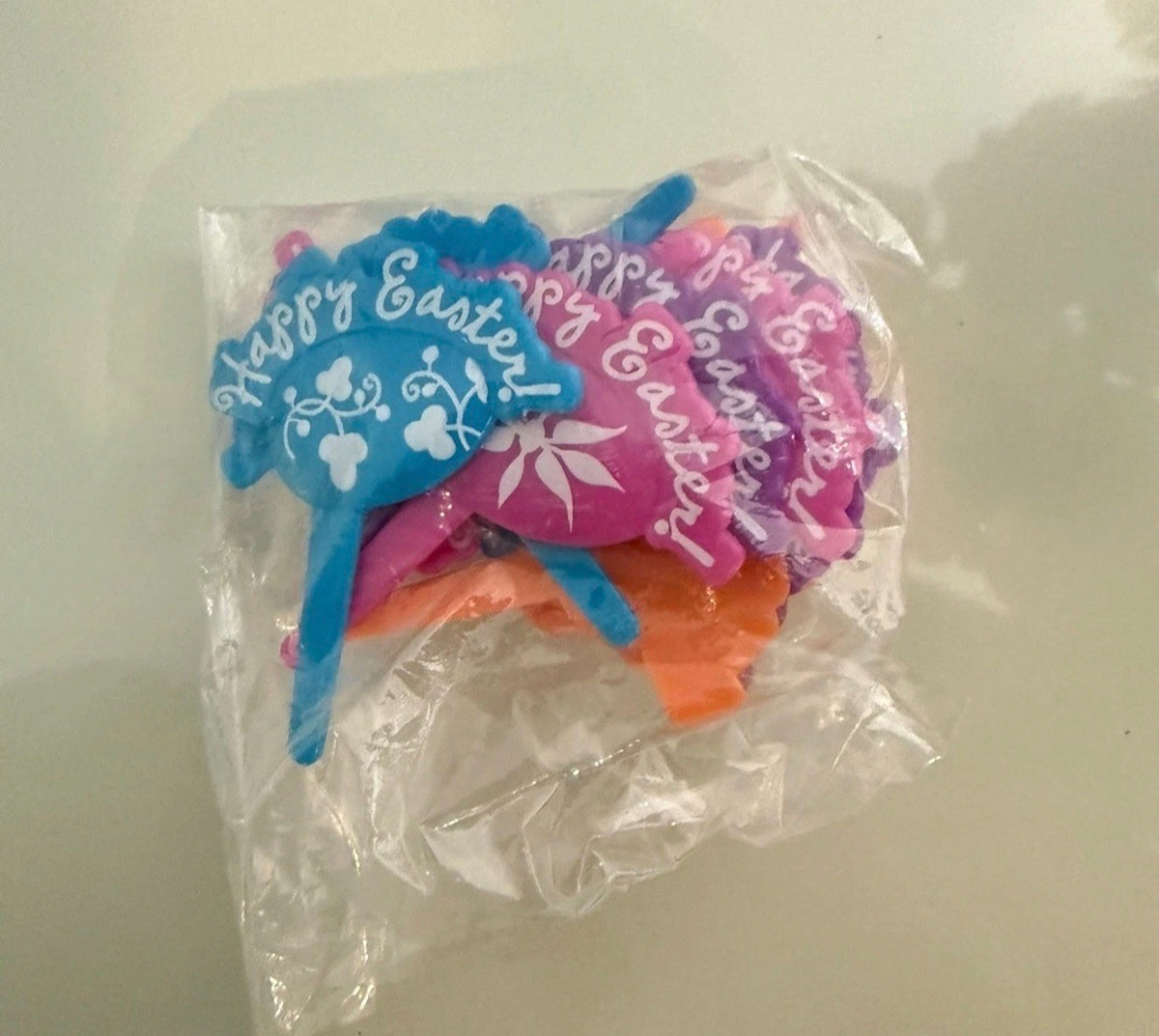 Palitos Decorativos de Plástico para Cupcake ou Bolo de Páscoa ~ 12/pct ~ plástico!!! Lindos com Cores Vibrantes!!!
