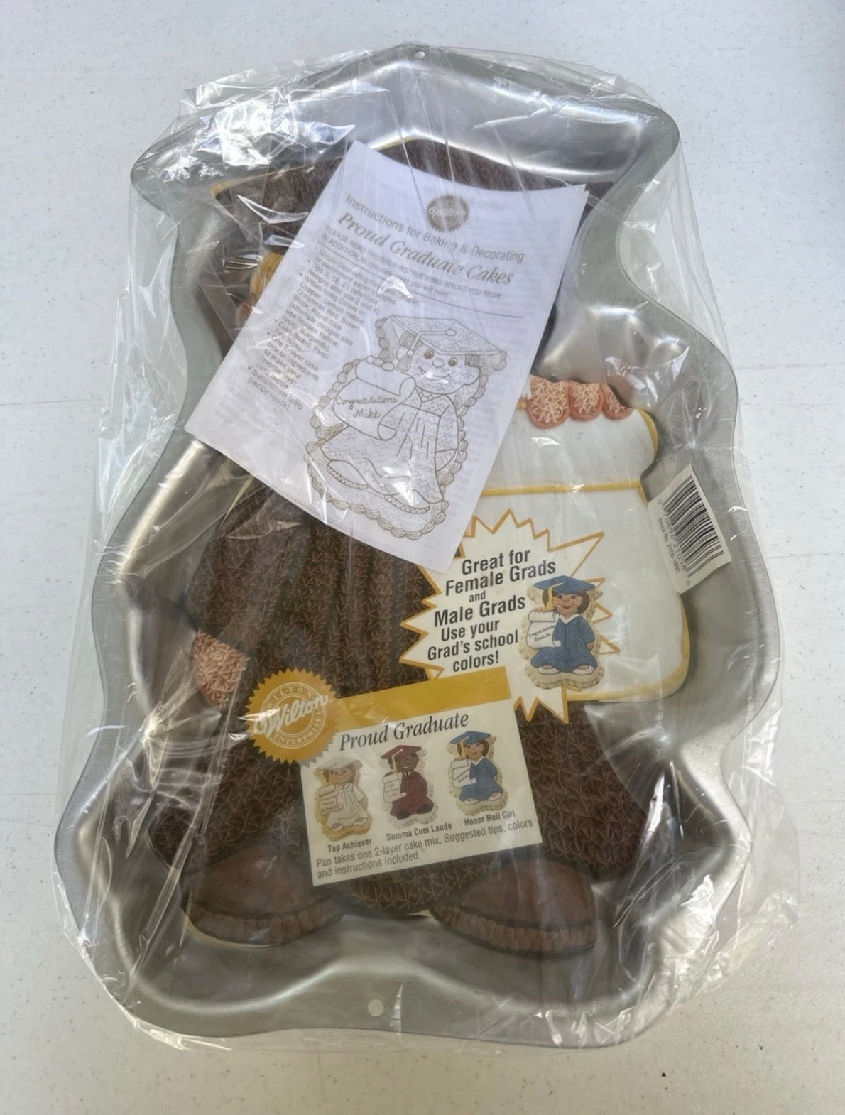 Assadeira Vintage Wilton "Proud Graduate" (Orgulho de Formar) Boné de Formatura e Diploma em Alumínio – Utensílio de Cozinha Colecionável