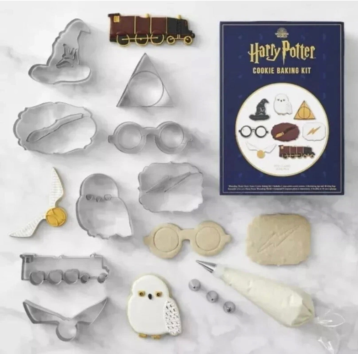Williams Sonoma Harry Potter™ Wizarding World Cookie Baking & Decorating Kit (New)