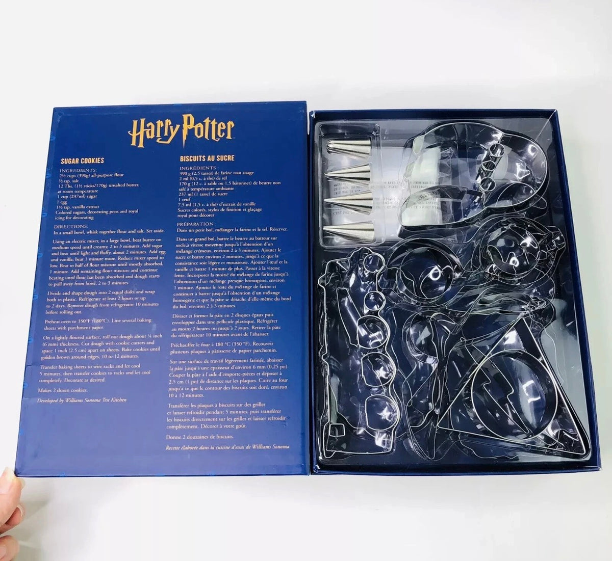 Williams Sonoma Harry Potter™ Wizarding World Cookie Baking & Decorating Kit (New)