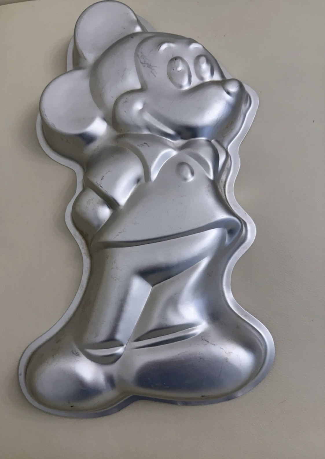 Molde de aluminio Wilton vintage de Mickey Mouse de 1978