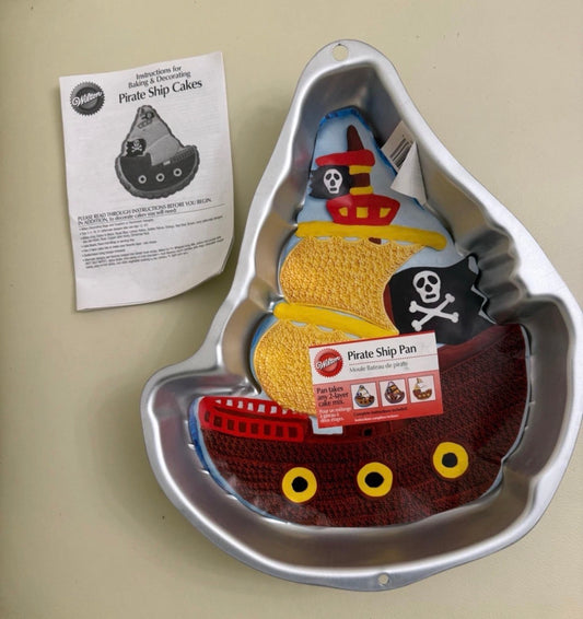 Wilton® Pirate Ship Cake Pan – Vintage Aluminum (Model 2105-1021, 2008)