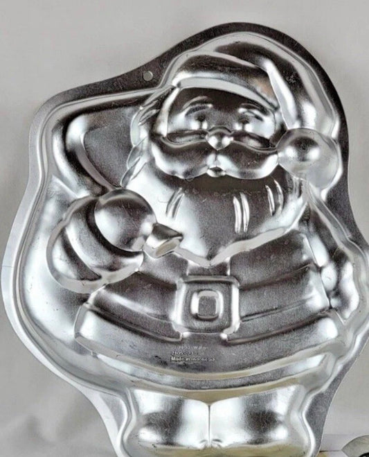 Wilton® Santa's Treasures Santa Claus Cake Pan – Vintage Aluminum (Model 2105-9338, 1993)