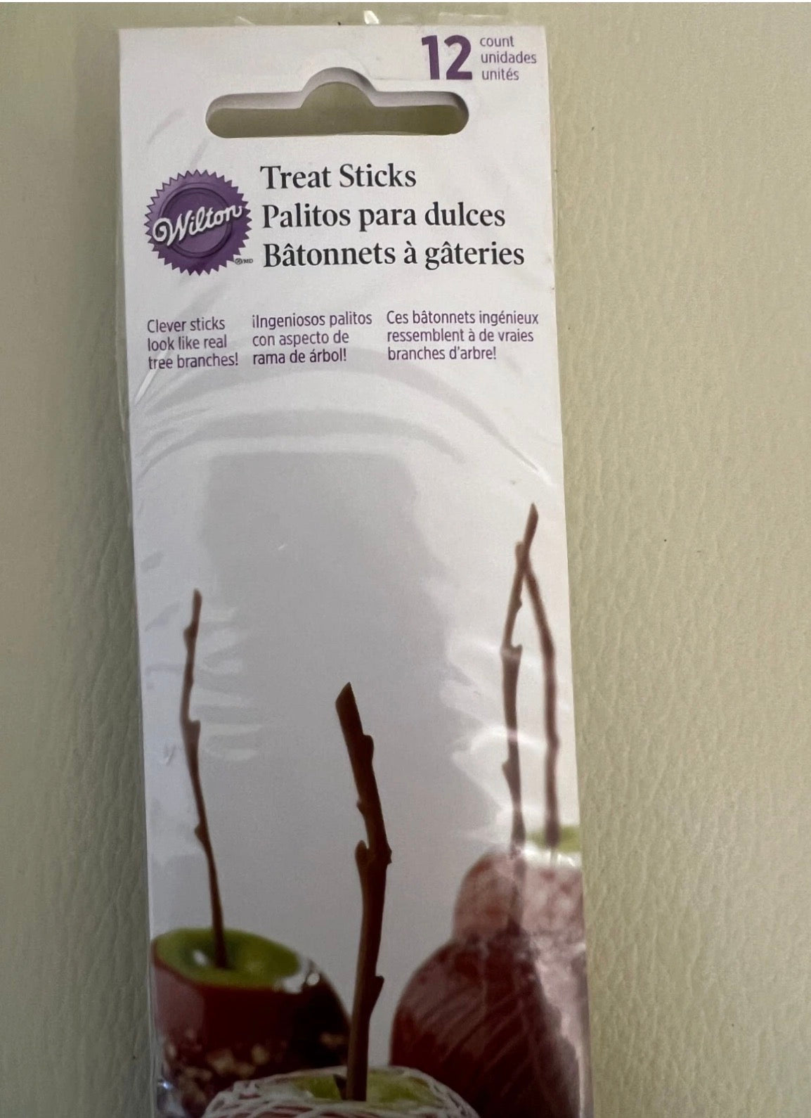 Nuevos palitos para dulces/manzanas acarameladas Wilton Tree Branch Cake Pop – Paquete de 12 – Suministros para fiestas de Halloween y Acción de Gracias – Difíciles de encontrar